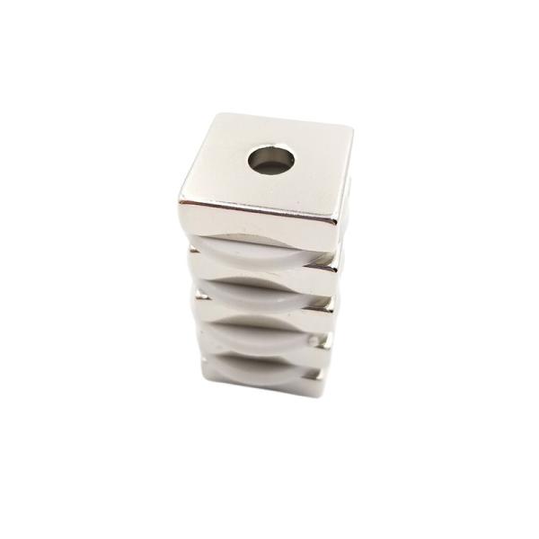 Strong Iron Boron Sintered Neodymium Magnet N35 Corrosion Resistance