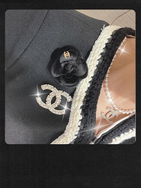 Twin C Clip Brooch Pins 18K Gold Plated With Diamond Pearl 20-30g