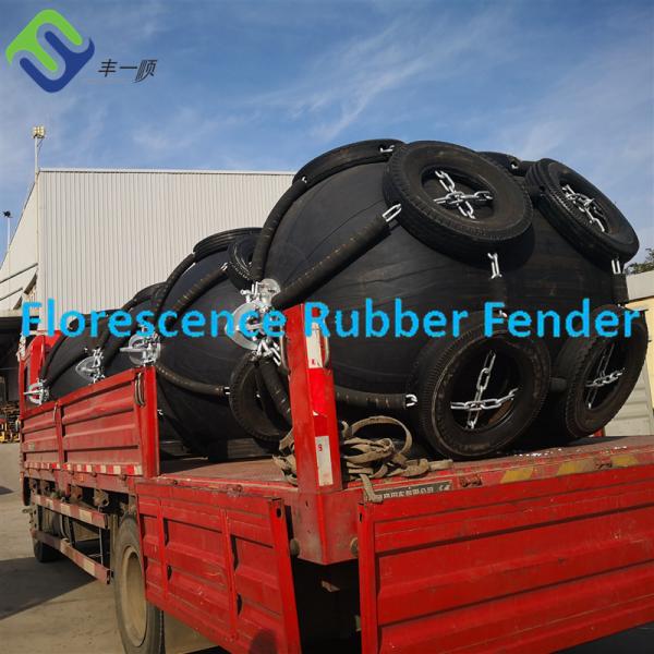 Good Air Tightness Two Years Warranty High Reliability Marine Rubber Fender