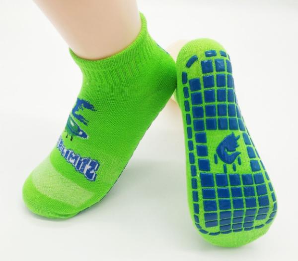 Green Color Unisex Trampoline Grip Socks Ankle Length Socks Safety Jumping Sock
