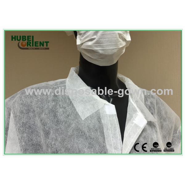 Aprobado por el CE MDR abrigo de laboratorio desechable SMS/Tyvek/MP/PP con cerradura Velcros uso de laboratorio abrigo de laboratorio antibacteriano