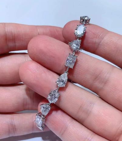 16.88ct~17.204ct  Beautiful  Bracelet DEF VVS multi-Shaped Lab Grown Diamonds PT950