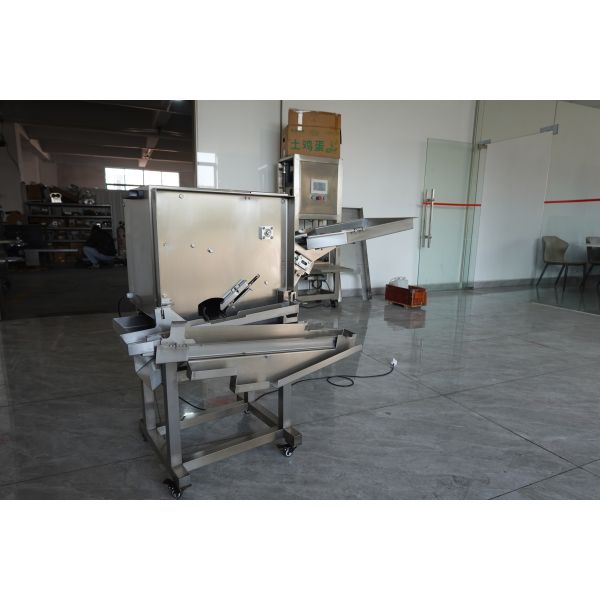auto SS Egg Breaking And Separating Machine Uniform Beating 3000pcs/H Egg Cracking Machine