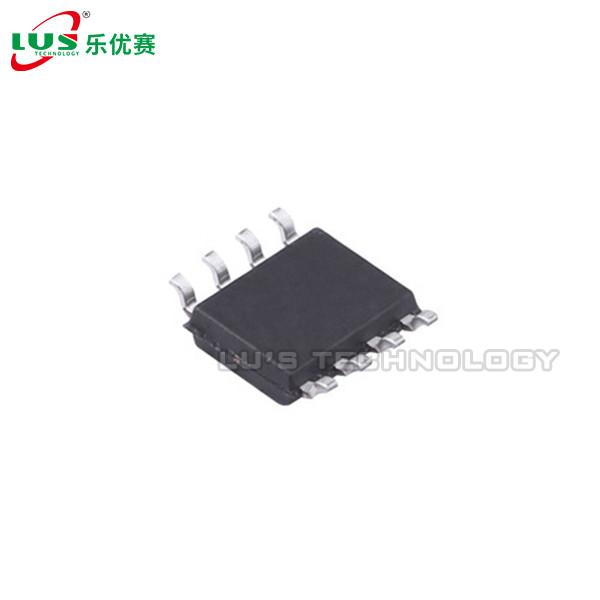 SMD LCCC-20 TLC555M Low Power Clock Timer ICs 2V - 15V