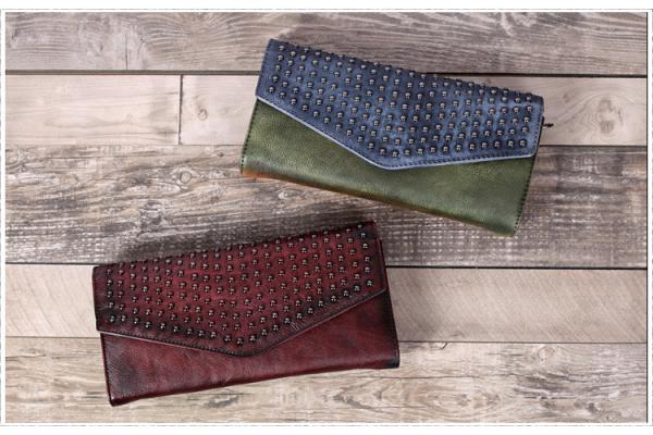 New England retro leather ladies clutch evening bag temperament rivet bag hand