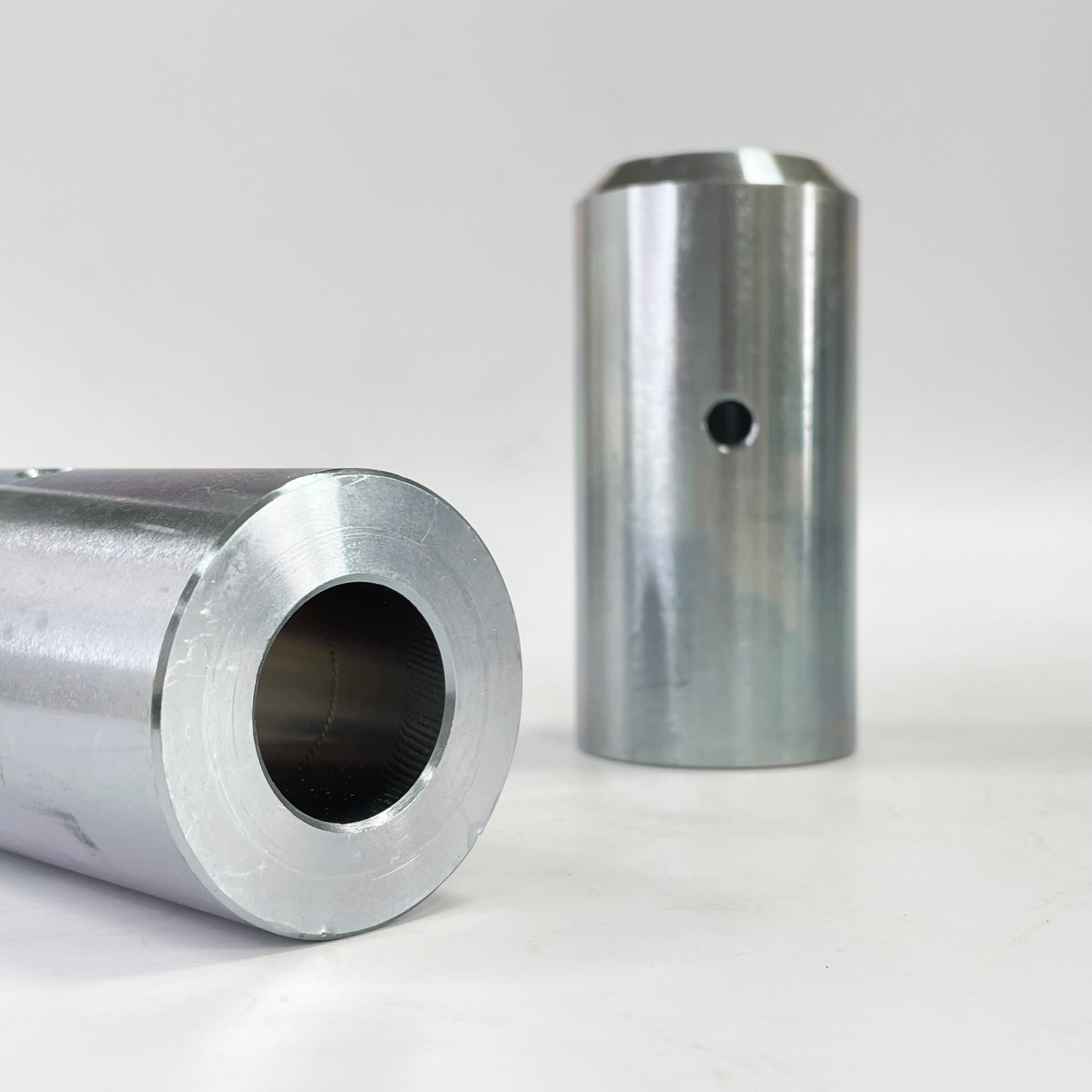 Customized Heavy-Duty Stainless Steel Cylindrical Pins For Excavators