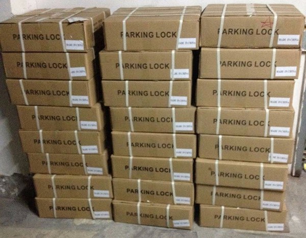 Отсутствие замка положения автомобиля стоянки зарезервированного, приведенной в действие панели солнечных батарей запирающего устройства парковки