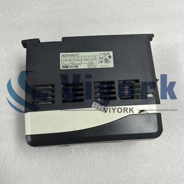 Emerson SKB3400075 SERVO DRIVE utilisé