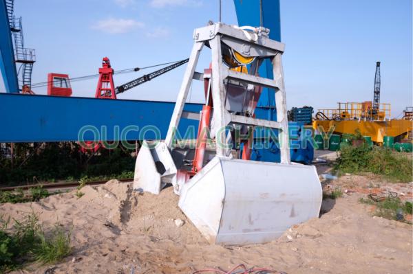 Q345B Steel Wireless Remote Control Clamshell Grab Bucket 4CBM