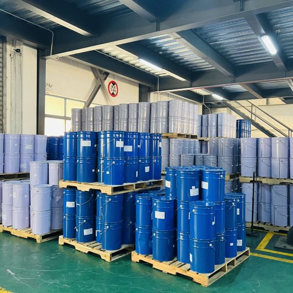 Epoxy Resin Compound with 1:1 Mixing Ratio High Tensile Strength and Thermal Conductivity for Electrical Insulation