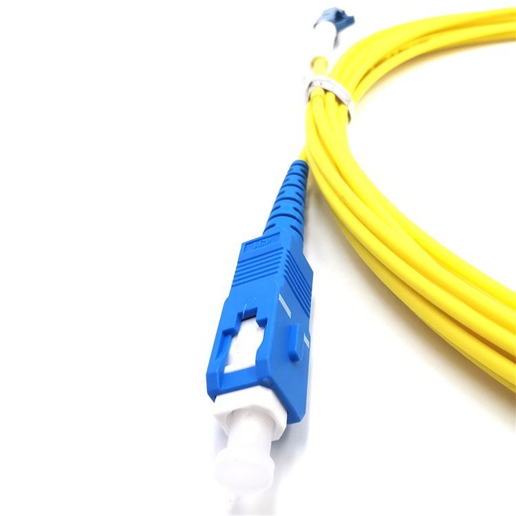 LC UPC к заплате волокна SC UPC SM SX привязывает гибкий провод стекловолокна 2.0mm LSZH