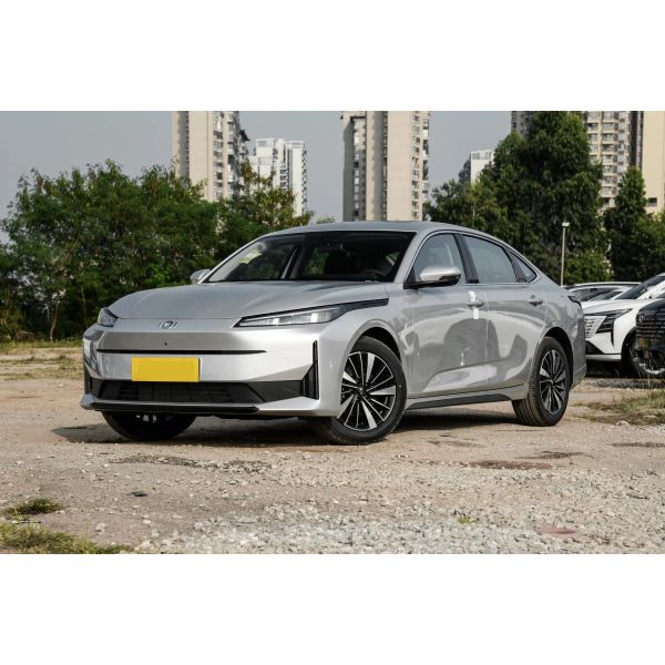 2025 Changan Qiyuan A05 Car Plug-In Hybrid 4-Door 5-Seater Left Drive New Energy Vehicle Chang 'an Qiyuan A05 Sedan