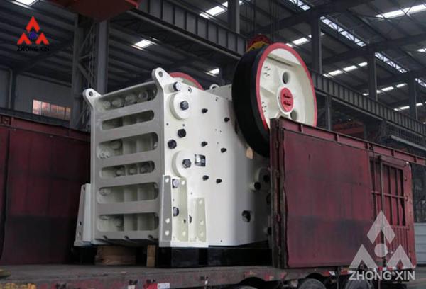 Britador de mandíbula de grande capacidade para trituração de rocha, mineração, pedreira