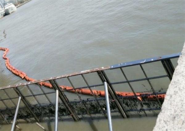 Customized Color Oil Containment Boom Fabricated With Special Rubber Cloth
