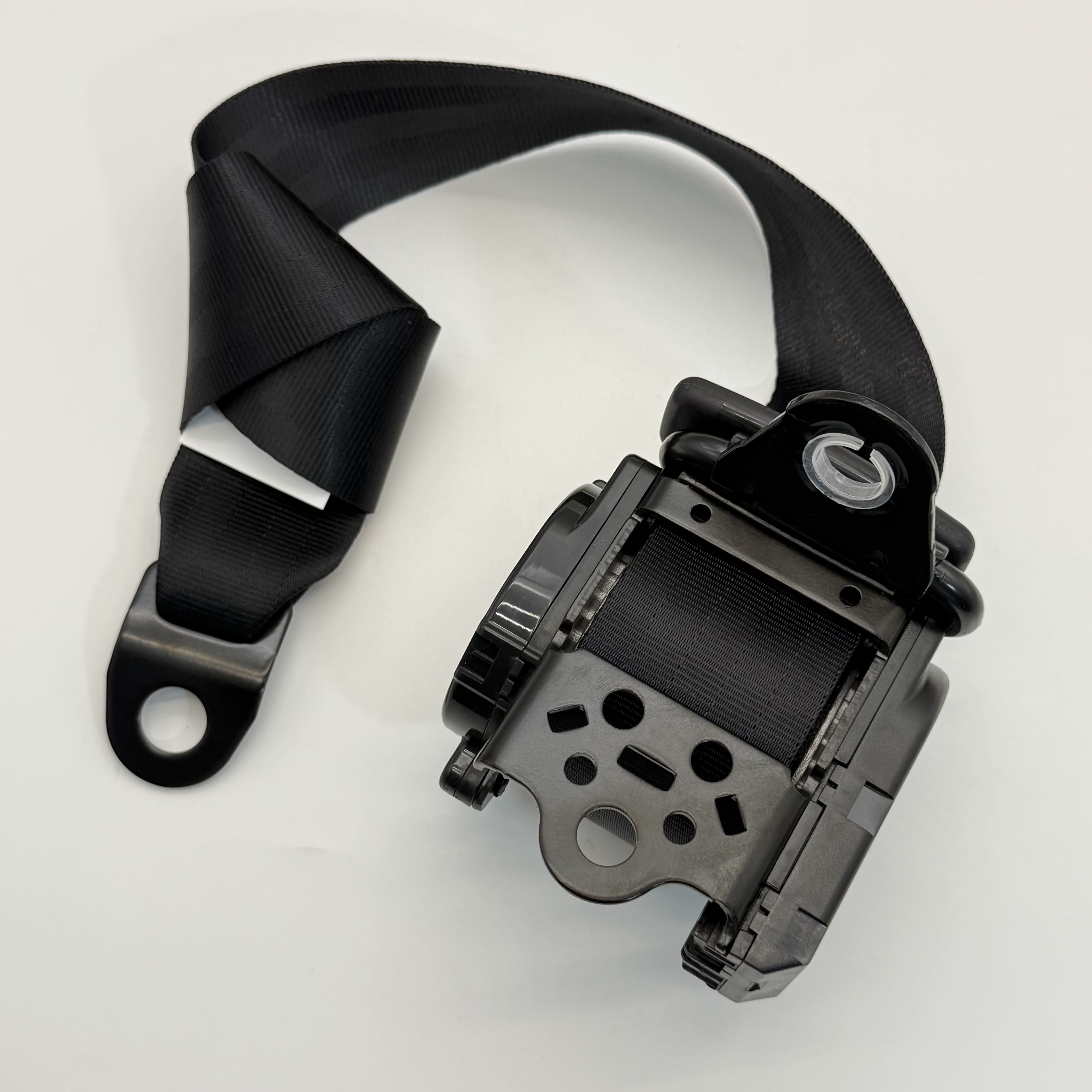 Three-Point Retractable Adjustable Safety Belt, Universal Seat Belt for Coaches, School Buses, Trucks, Vans and Forklifts