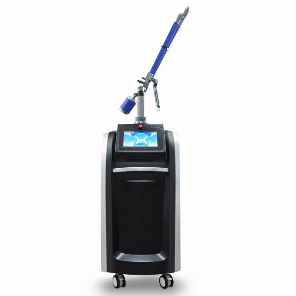 Máquina 600ps 1064nm da remoção da tatuagem do laser Picosure do favo de mel