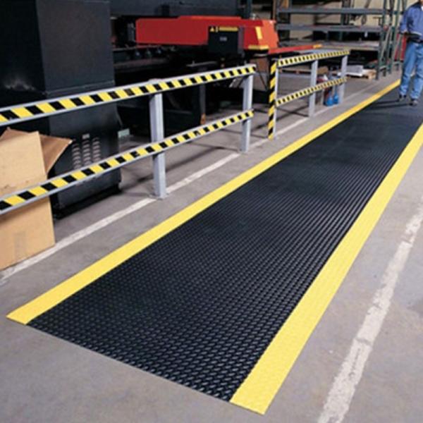 Soft Comfortable ESD Anti Fatigue Mat Cleaning Rubber Anti Static Foam Safe
