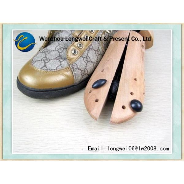 Растяжитель ботинка пути людей 2/дерево ботинка кедра с вентиляционными отверстиями для различных ботинок