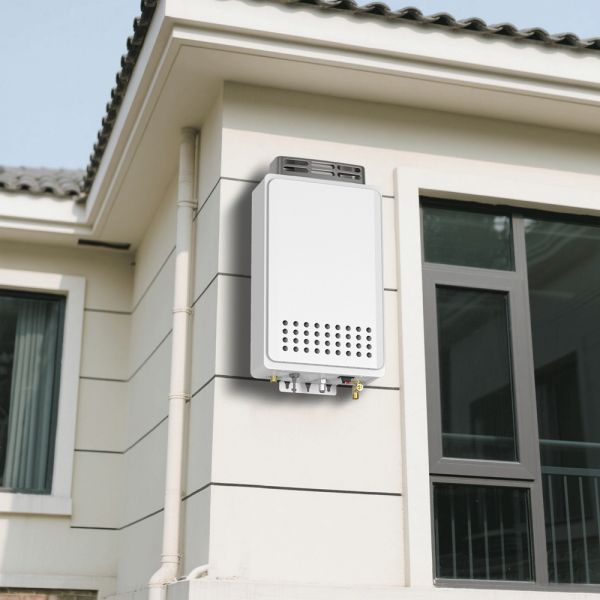 16L Outdoor Gas Water Heater With Instant Strong Discharge And Constant Temperature Control