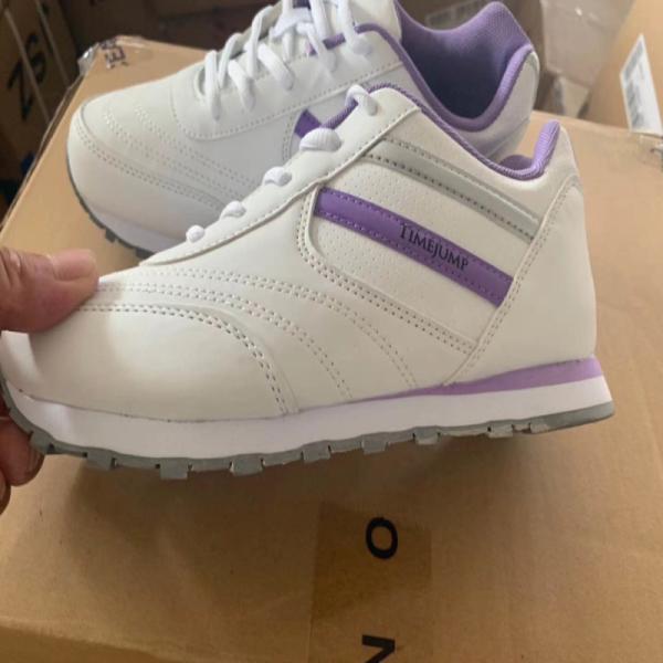 Ladies Sport Shoes Four seasons wear fashion and casual white color
