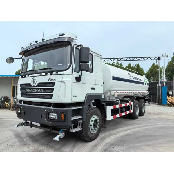 Factory Price Shacman 6×4 20000L Stainless Steel Water Tank Truck with 20 Tons Load Capacity