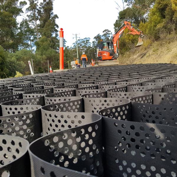 Road Construction Made Sustainable HDPE Plastic Geocells for High Intensity Driveways