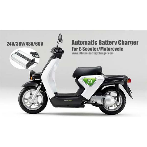 48 Volts 5 Amps Intelligent Electric Scooter Charger , 170*90*63 Mm Small Li Battery Charger