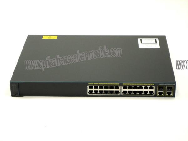 Commutateur WS-C2960+24TC-S de réseau Ethernet de Cisco une garantie d'an