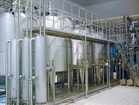 sistemas separados Semi-autos del CIP con con la capacidad de 3000L/H*3 para la lechería y Juice Line
