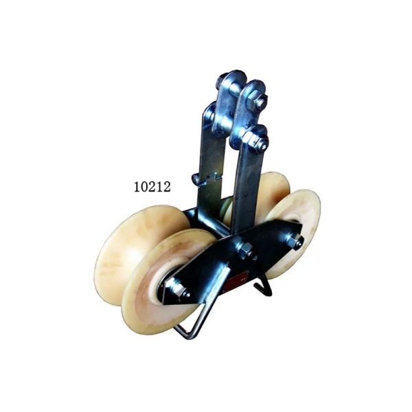 Double Sheave Stringing Block with 25 KN Rated Load and MC Nylon or Aluminum Sheaves for Smooth Ball-Bearing Operation