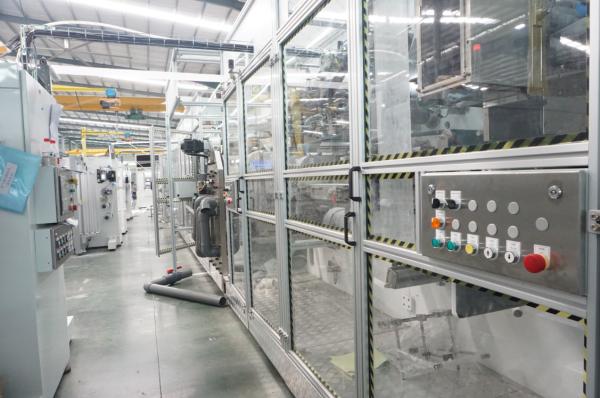 500PPM Full Servo Baby Diaper Making Machine 550 Pcs/Min 0.6Mpa 0.8Mpa