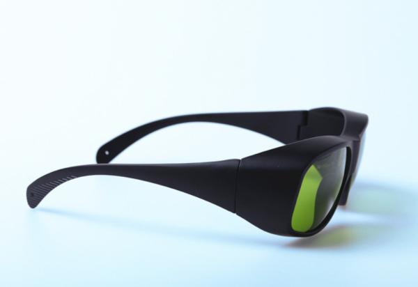 ADY-2 720-1100nm Laser Protective Glasses For Alexandrite, Diode and ND:YAG Laser Protection