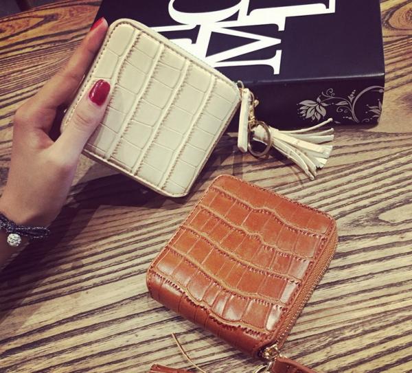 Square wallet crocodile pattern cowhide tassel short paragraph two fold ornaments retro minimalist leather zipper female