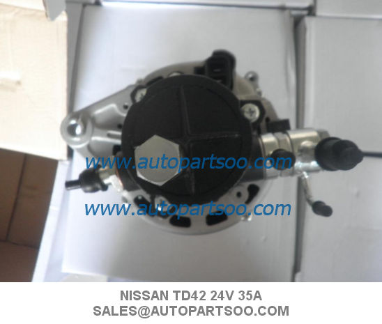 Alternador NISSAN TD42 23100-11T18 NISSAN Patrol SAFARI ALTERNATOR,24V,35 AMP,TD42