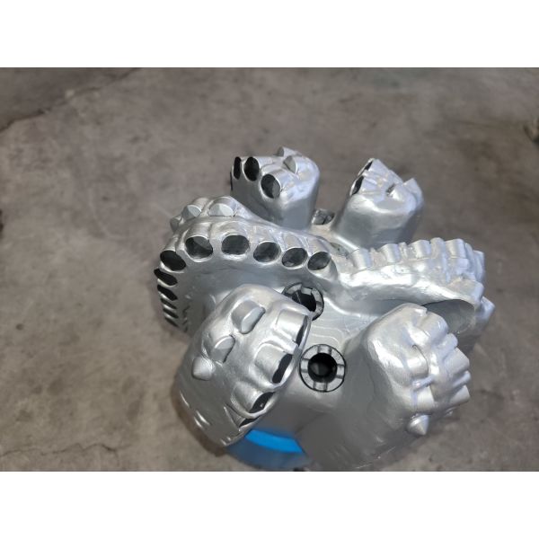 Forage au diamant PDC de 8 pouces outils de forage à la roche