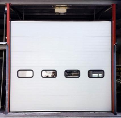 Portas de garagem seccionais isoladas personalizadas para painel de sanduíche industrial