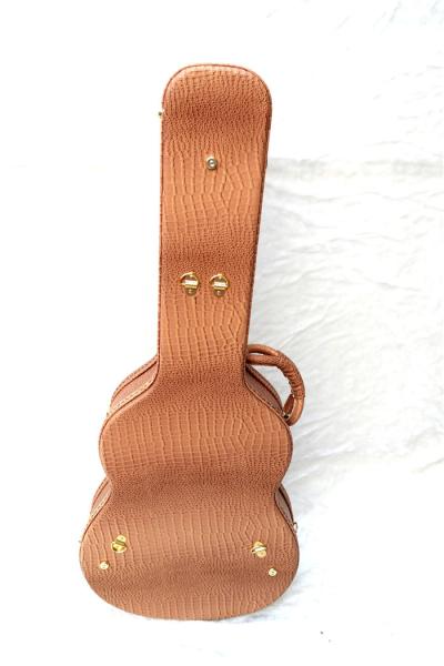 Yellow Wooden Acoustic Guitar Case For Musical Instruments Water Resistant