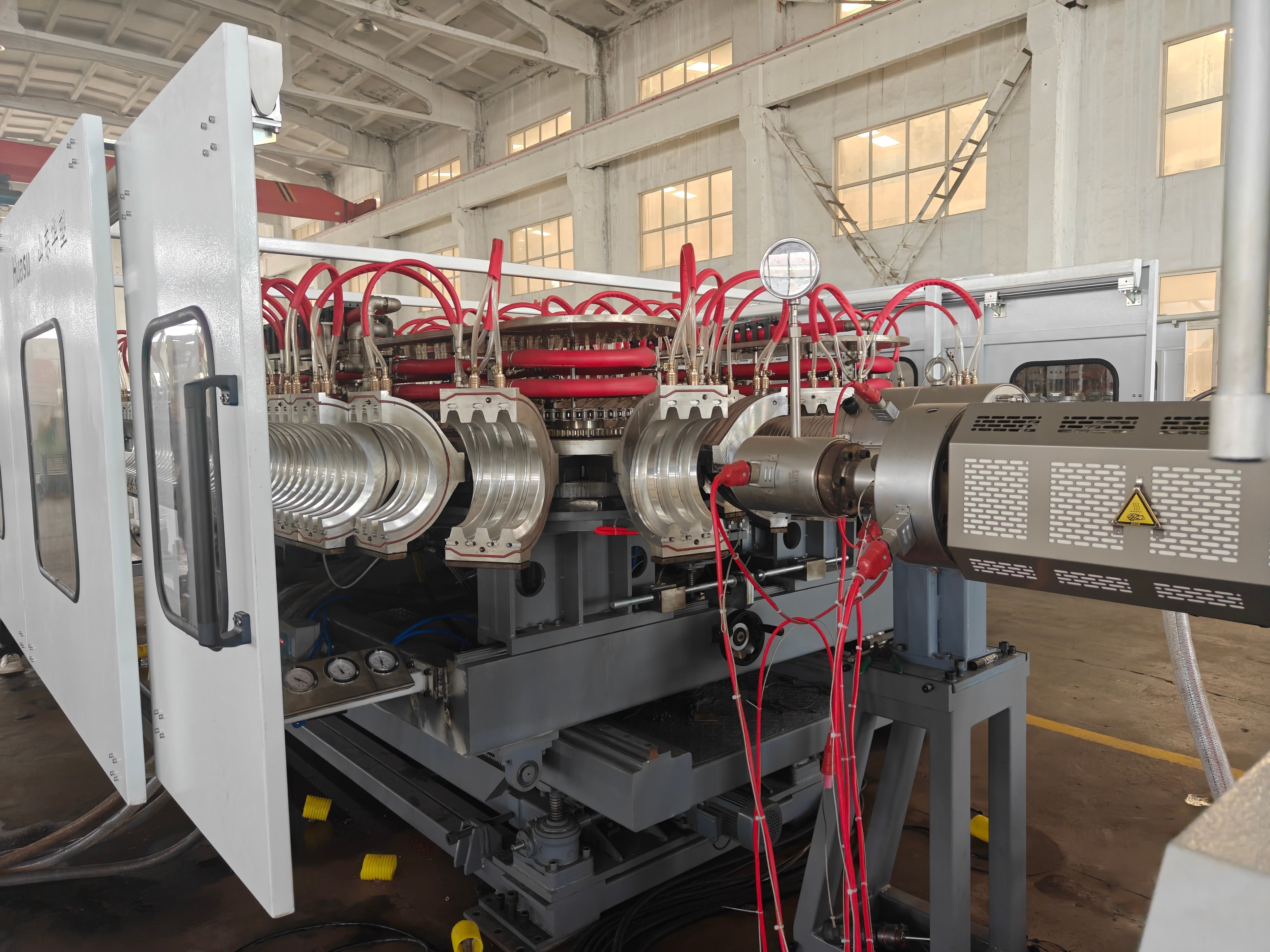 High Speed Double Wall Corrugated Pipe Production Line Plastic Processed PP PE Integrated Extrusion and Forming Equipment