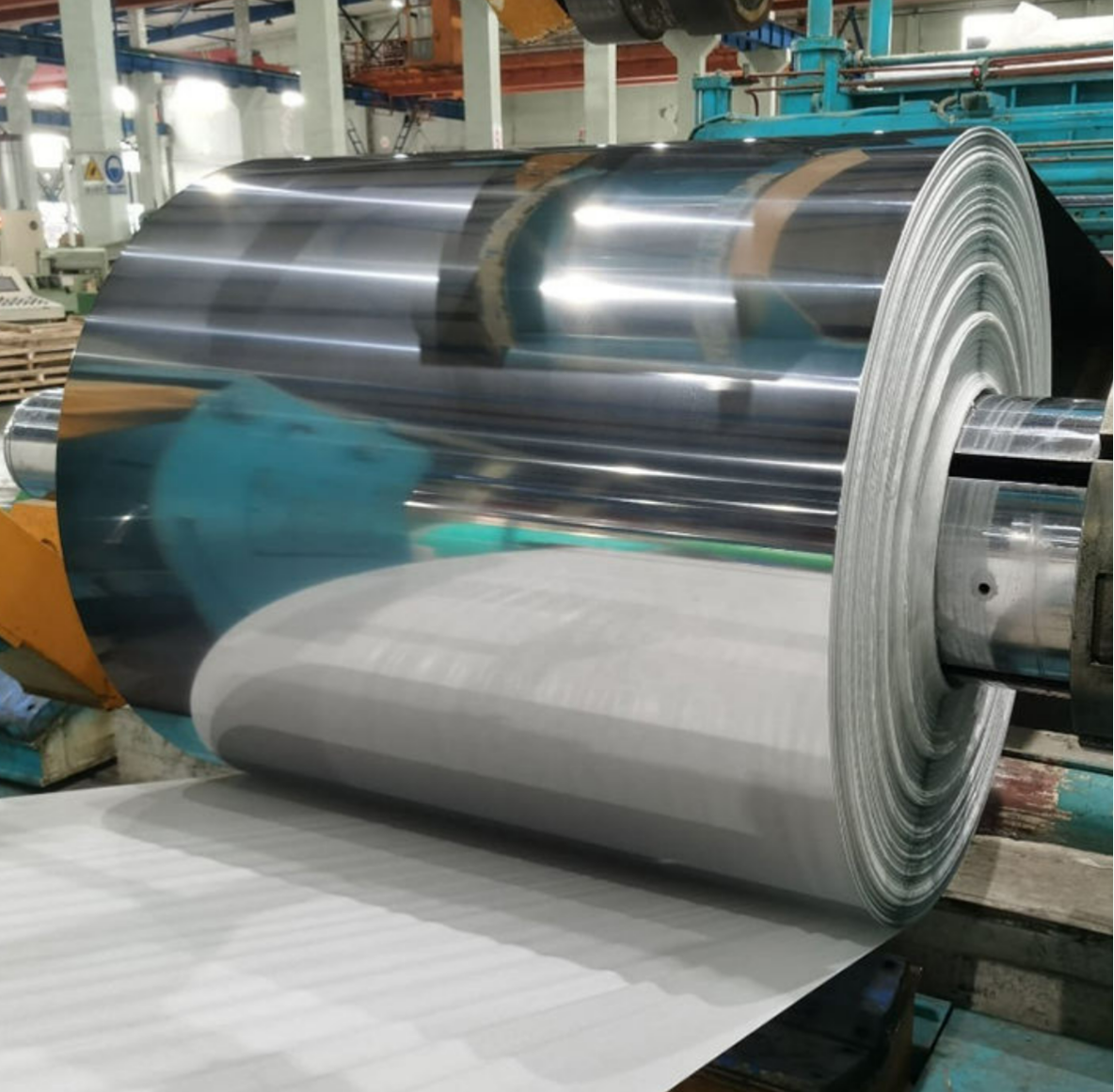 ASTM JIS SUS 304 Cold Rolled Corrosion Resistant Stainless Steel Coil with Customized Thickness for Industrial Applications