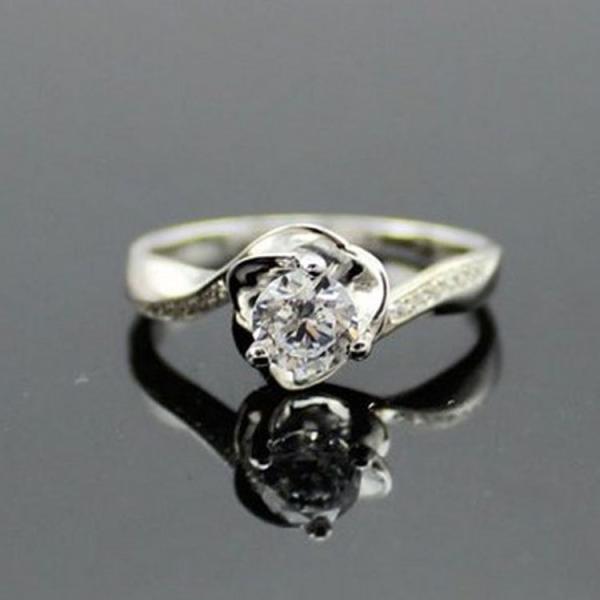 Sterling Silver Heart Shape CZ Diamonds Engagement Ring(F25)