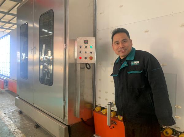 3mm-12mm Automatic Insulating Glass Production Line Film Removal , Cleaning