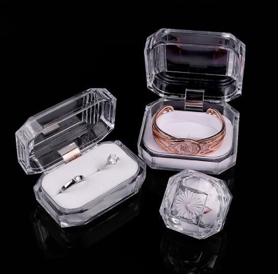 Dustproof Small Jewelry Packaging Boxes Clear Acrylic Custom Logo Shape Size