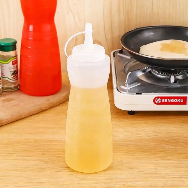 24oz Dessert Tools Condiment Sauce Bottle With Lids Plastic Squeeze Sauce Bottle Squirt Bottles for Liquids
