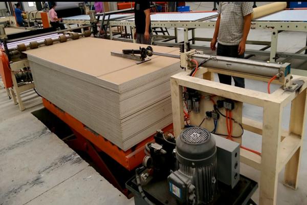 15m/min Production Speed Fully Automated Gypsum Ceiling Tiles Machine Manufacturer