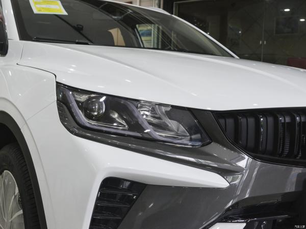 Geely CoolRay 2023 1.5T 181HP 7DCT Carro a gasolina Econômico Veículo de exportação da China