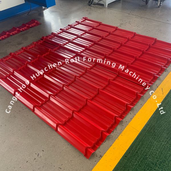 CE Standard Glazed Tile Roll Forming Machine with 12 Stations and Chain Drive for Steel Roofing Sheets
