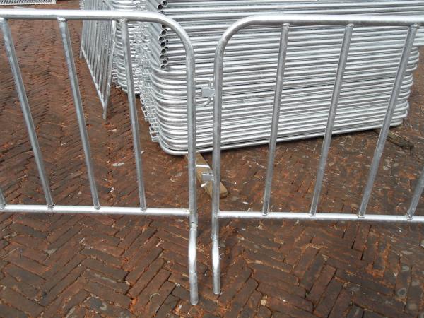 crowd control barrier, pedestrian barrier/portable crowd control barriers