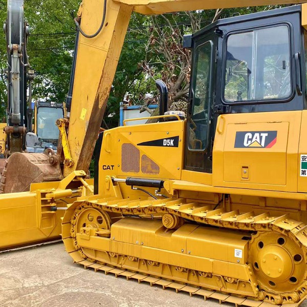 Mini CAT D5K Second Hand Bulldozer Crawler Dozer 9408KG 162kw
