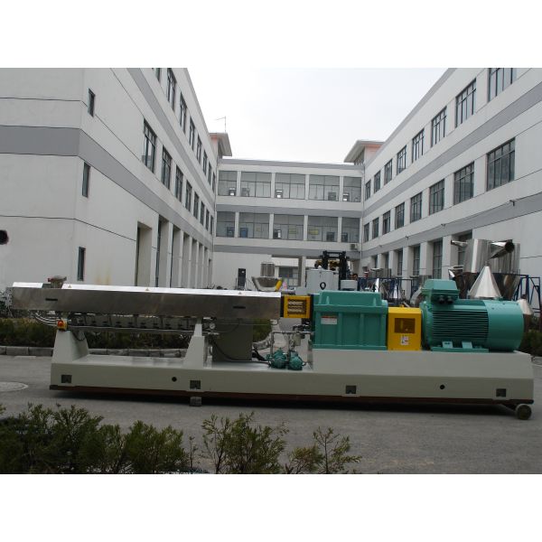 Biodegradable PLA PBAT PHA Rubber Plastic Pelletizing Extruder Equipment Customized