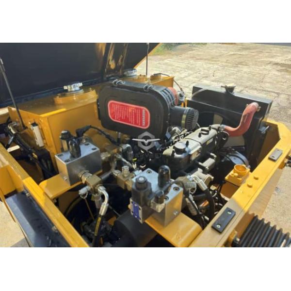 4 тонны двойной барабанный вибрационный дорожный ролик LTC204 Гидравлический привод 26,5кВт